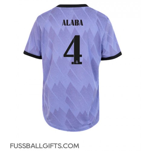 Real Madrid David Alaba #4 Fußballbekleidung Auswärtstrikot Damen 2022-23 Kurzarm